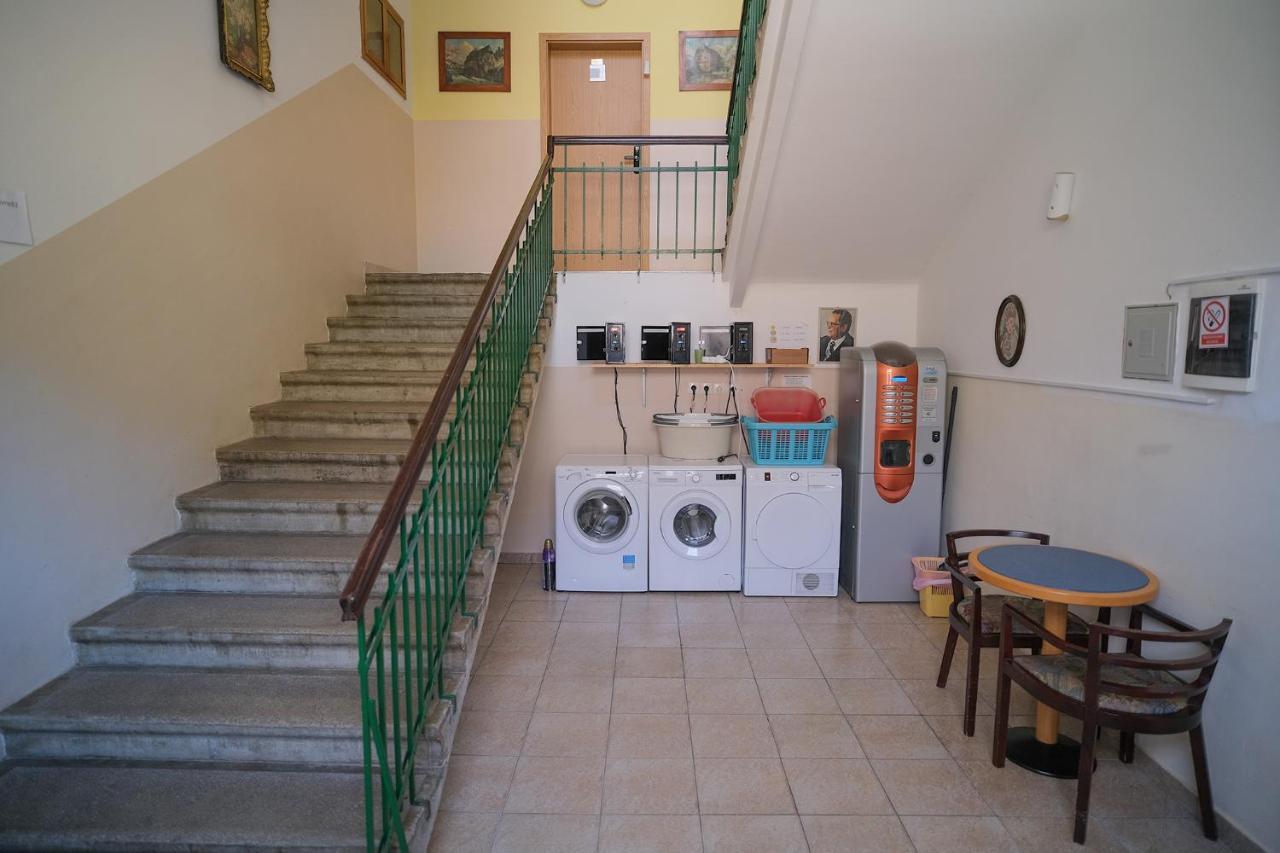 Sostanj Velenje Ravne Sobe Rooms Vrtacnik D O O Екстер'єр фото