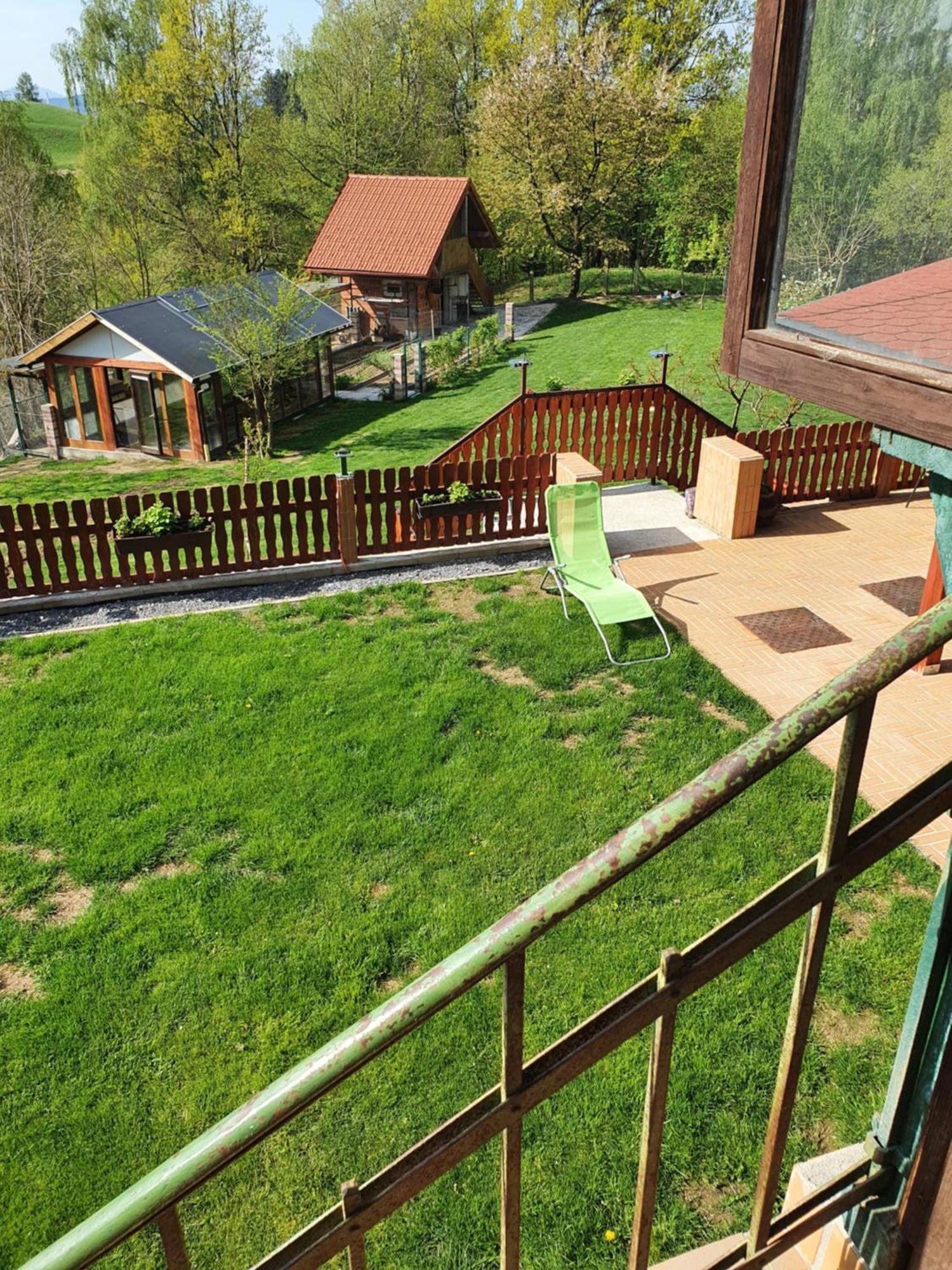 Sostanj Velenje Ravne Sobe Rooms Vrtacnik D O O Екстер'єр фото