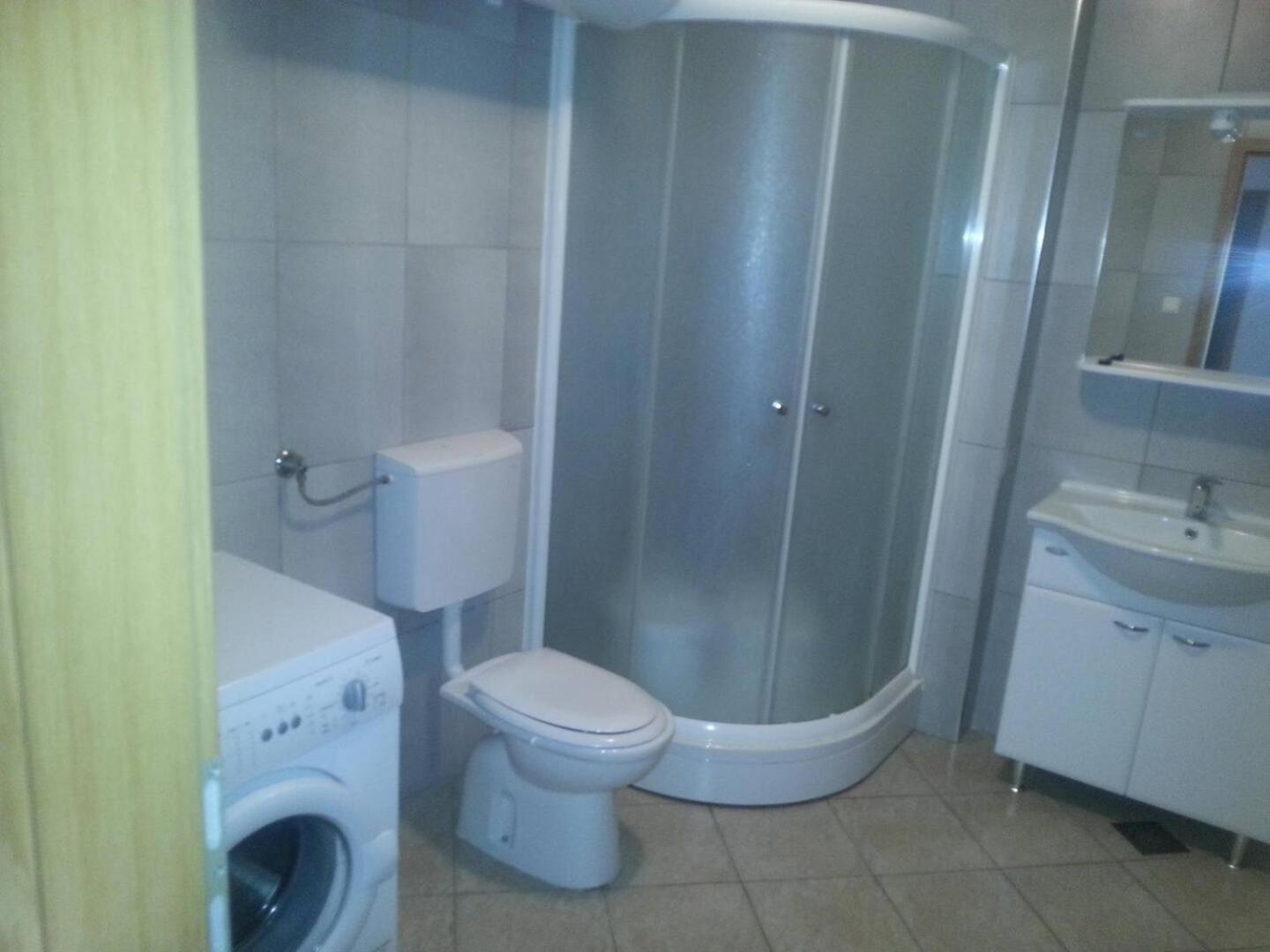 Sostanj Velenje Ravne Sobe Rooms Vrtacnik D O O Екстер'єр фото
